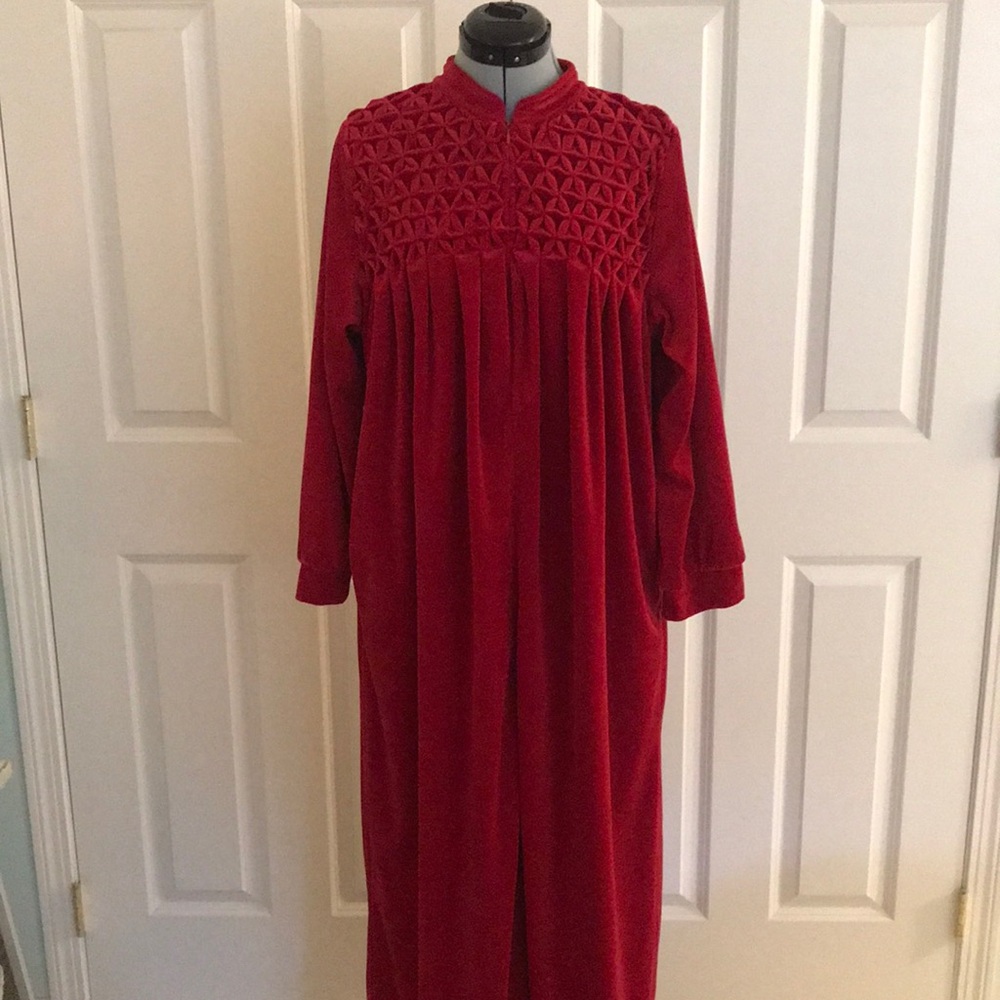 Only Necessities Red Velveteen Robe Long Dressing Gown Smocked Bodice  1…
